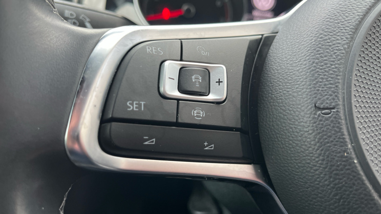 Volkswagen Golf 1.5 TSI EVO 150 R-Line 5dr Petrol Hatchback